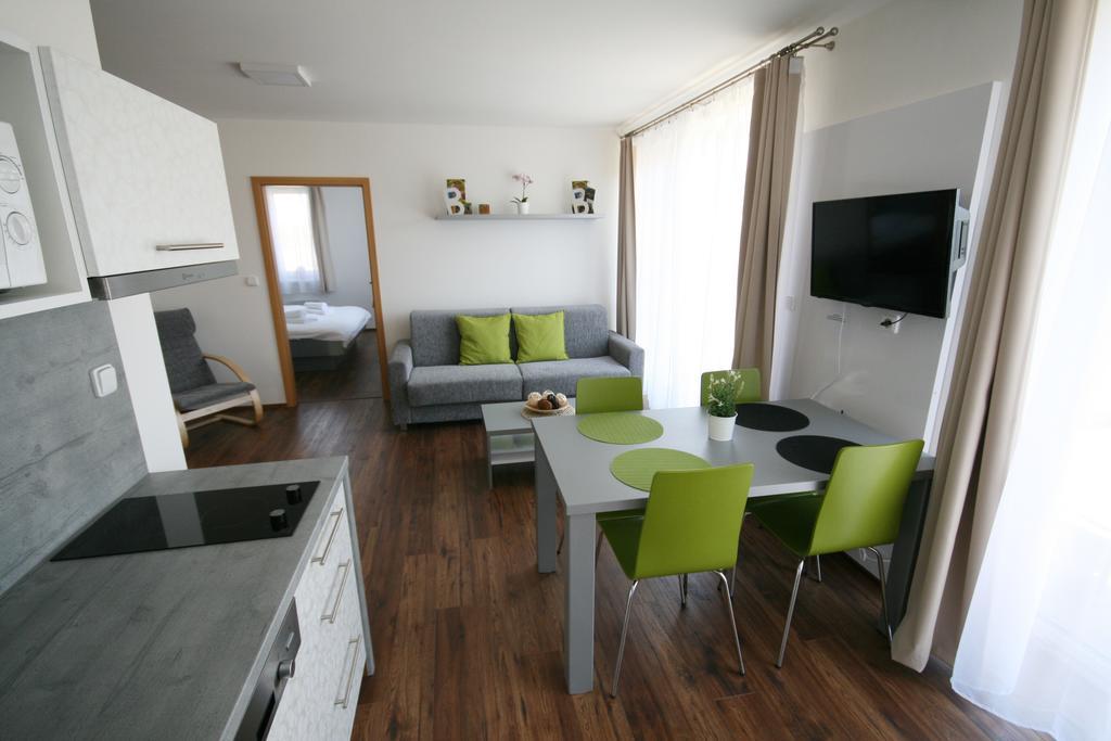 Apartmany Apollon Resort Lednice Luaran gambar