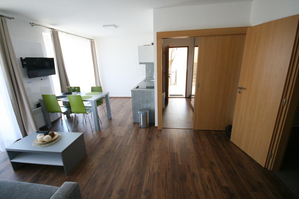 Apartmany Apollon Resort Lednice Luaran gambar